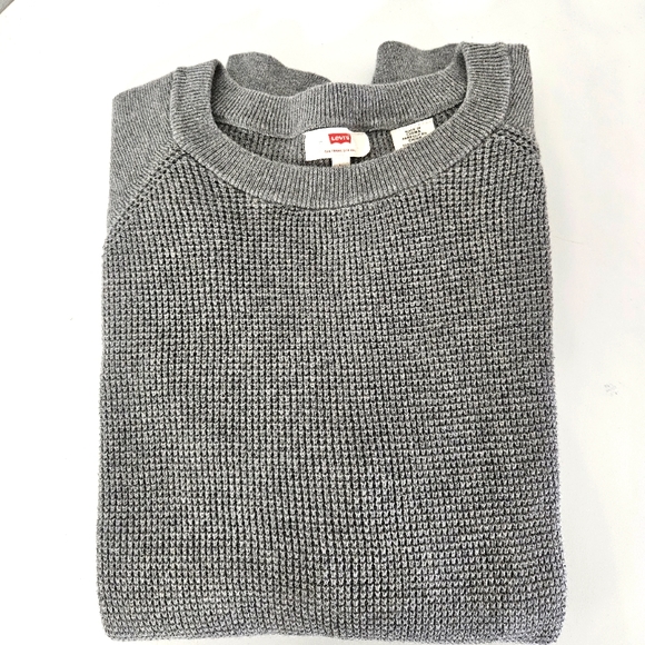 Levi's Crewneck Sweater - Picture 1 of 3